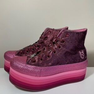Converse x Miley Cyrus Chuck Taylor All Star Platform High Top Velvet sneakers